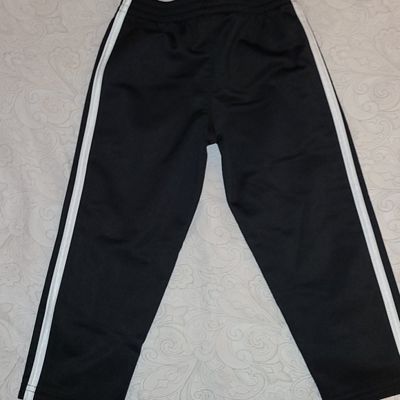 adidas track suit - Picture 3 of 5
